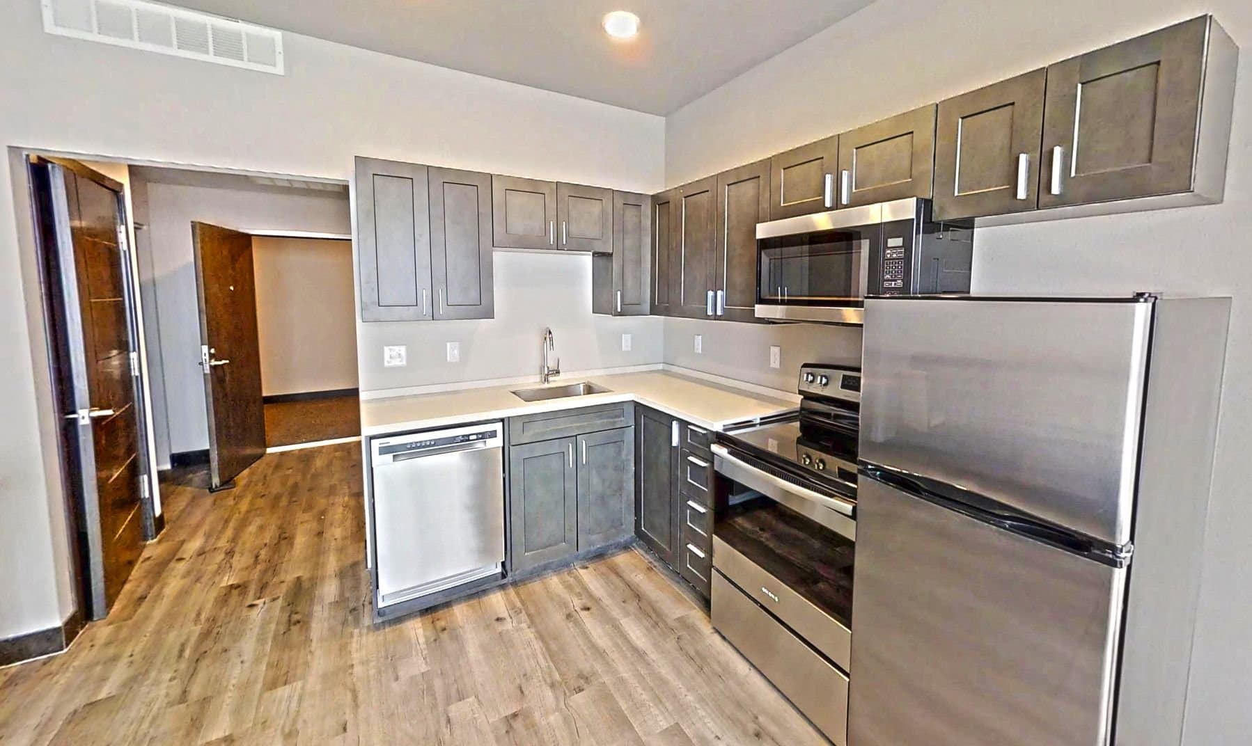 Spring 2027 Studio Sublease โ photo 1